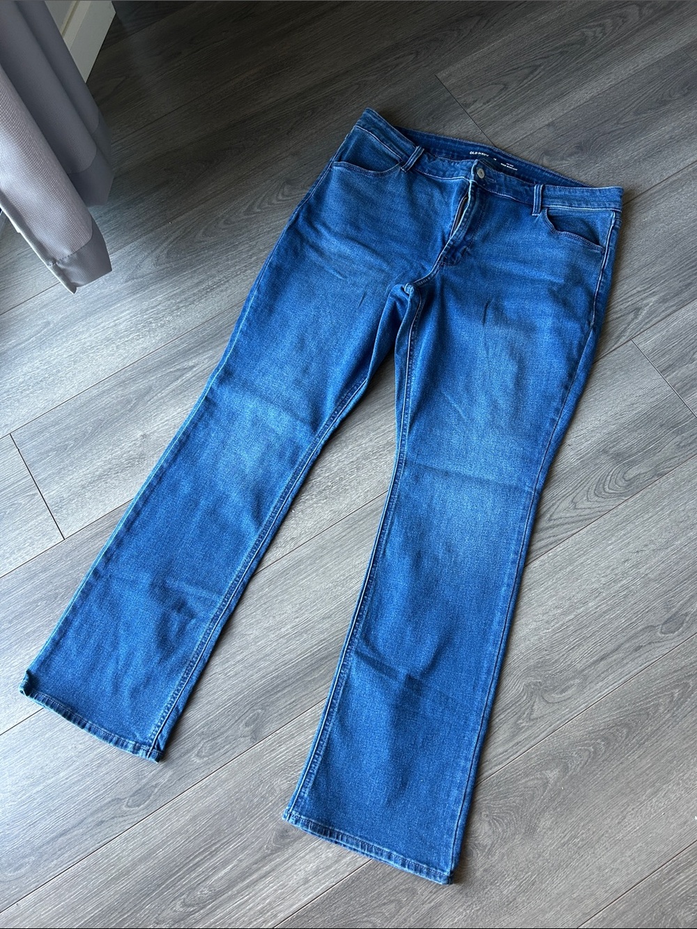 Old Navy Women's Medium Blue Bootcut Jeans